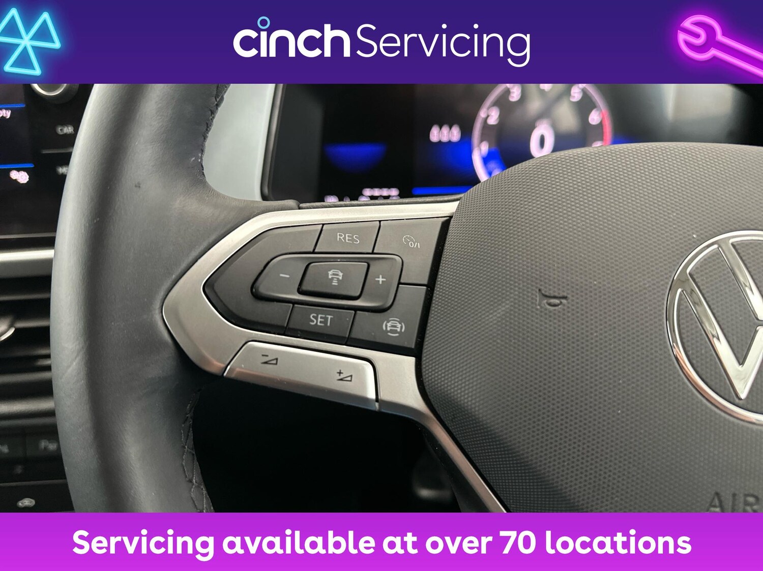 Used Volkswagen T-Roc 2024 for sale - 77056122: Photo 31