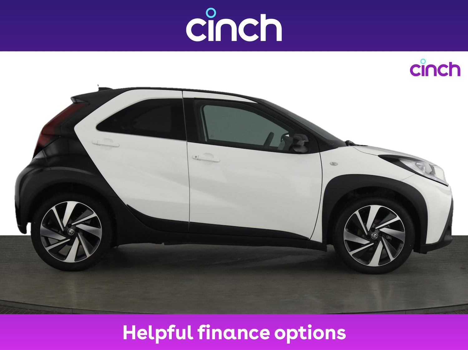 Used Toyota Aygo X 2024 for sale - 76379935: Photo 2