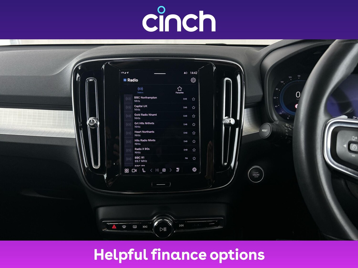 Used Volvo XC40 2022 for sale - 76395200: Photo 17