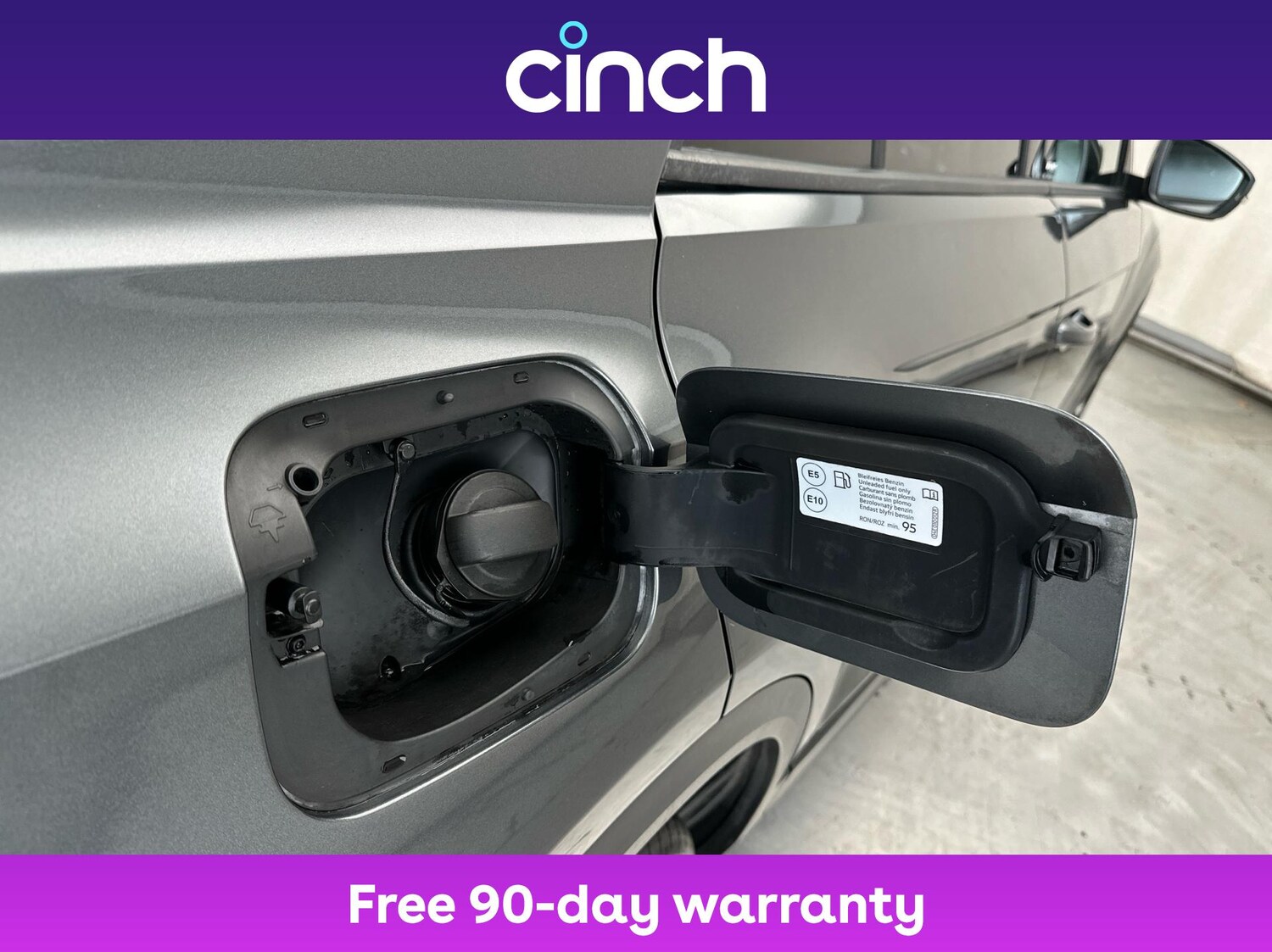 Used Volkswagen T-Roc 2021 for sale - 77056165: Photo 29