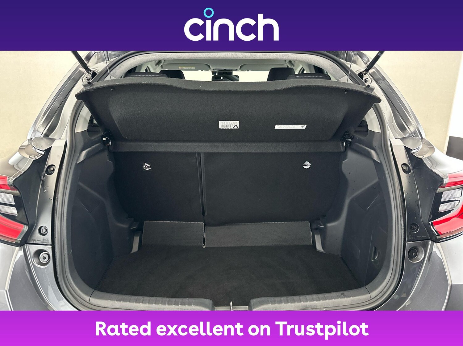 Used Toyota Yaris 2023 for sale - 76351223: Photo 21