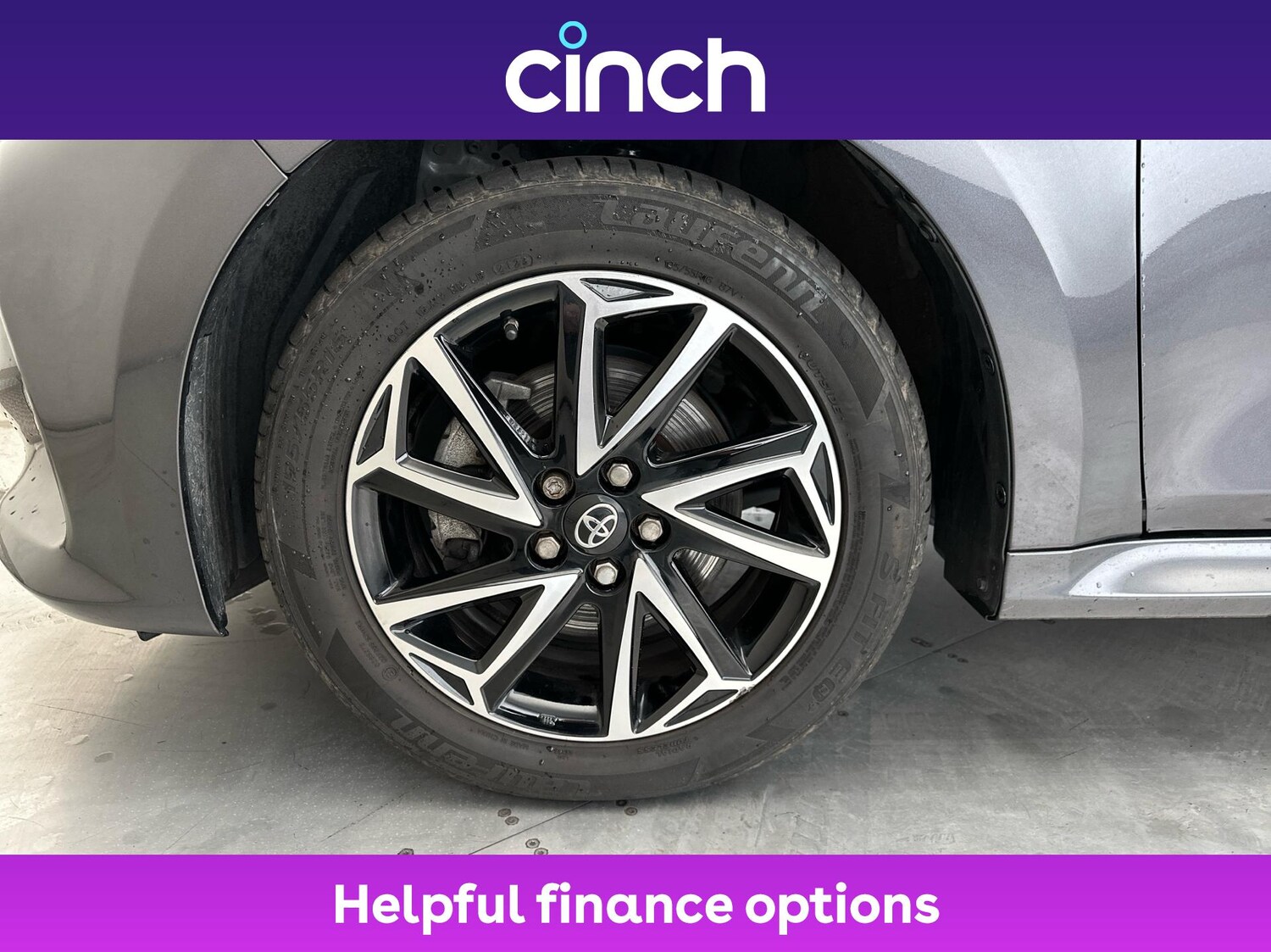 Used Toyota Yaris 2023 for sale - 76351223: Photo 24