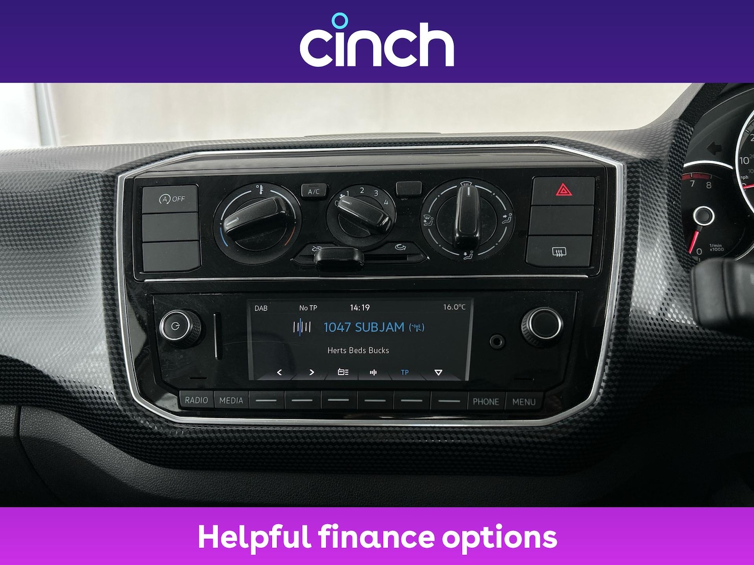 Used Volkswagen up! 2018 for sale - 76120047: Photo 30