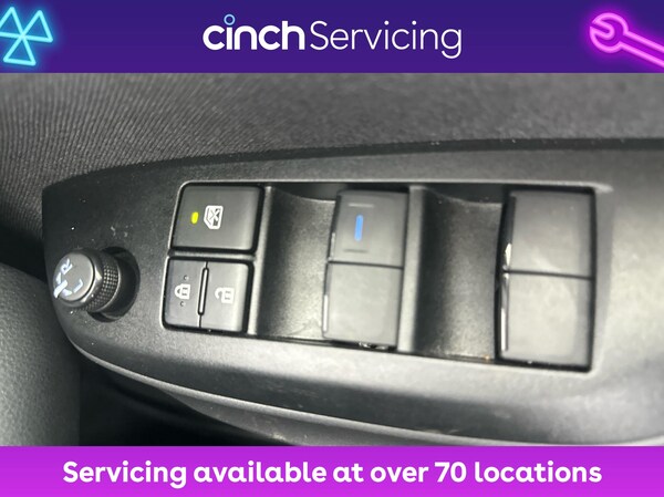 Used Toyota Yaris 2023 for sale - 75371526: Photo 36