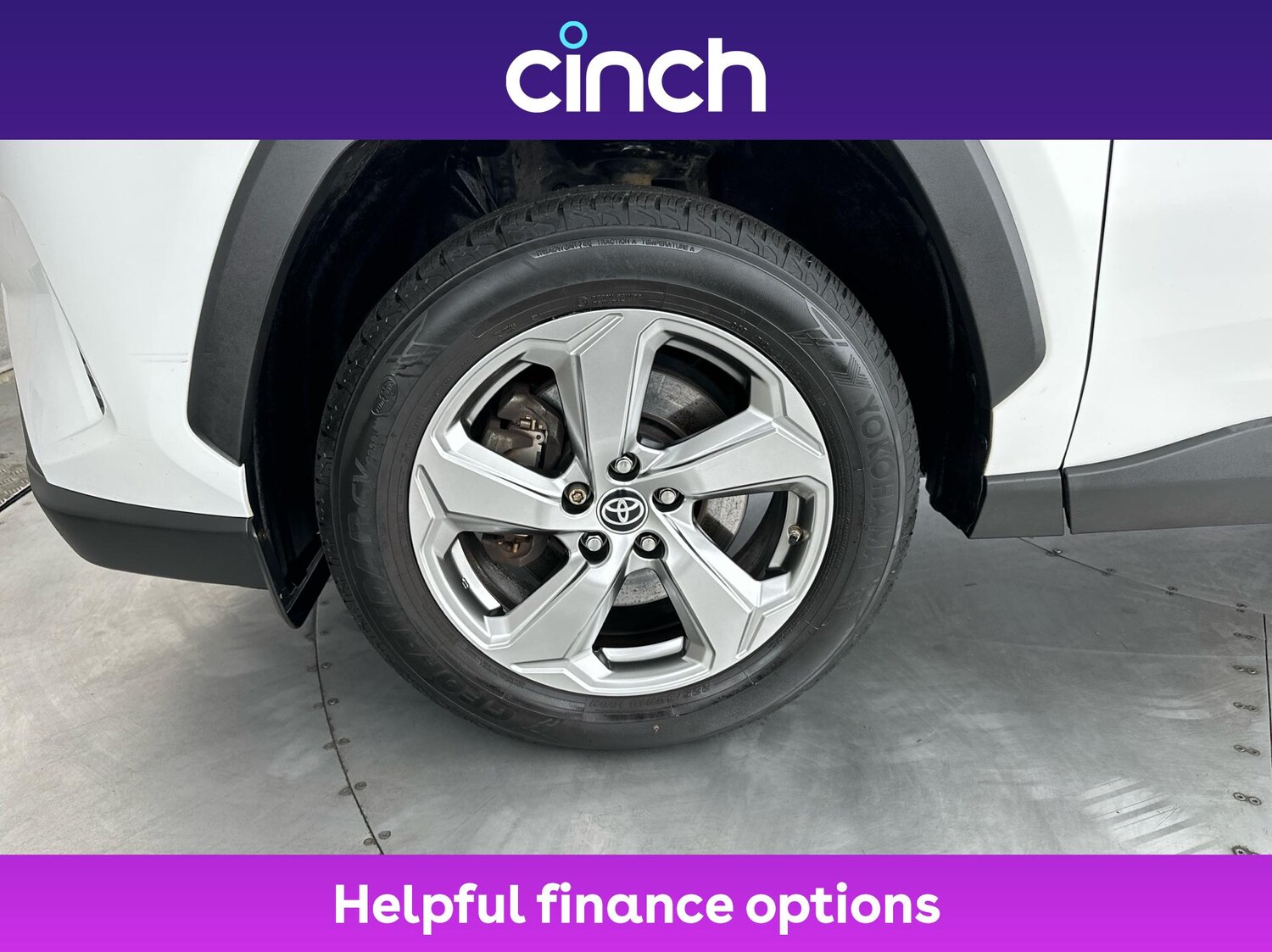 Used Toyota RAV4 2020 for sale - 76949735: Photo 24