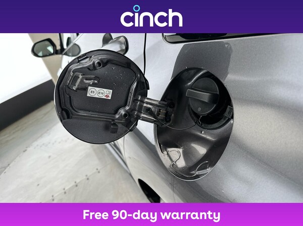 Used Toyota Yaris 2022 for sale - 76204642: Photo 29