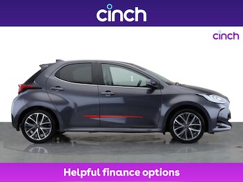 Used Toyota Yaris 2022 for sale - 76204642: Photo 2