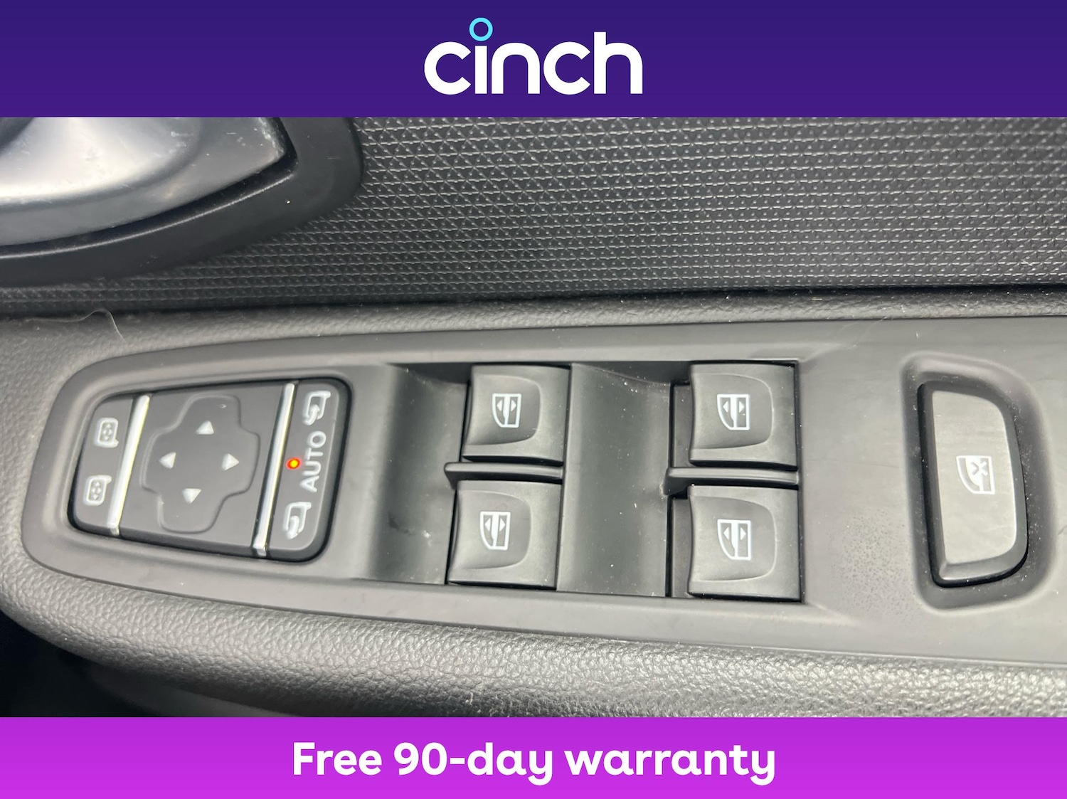 Used Renault Clio 2018 for sale - 76586904: Photo 39