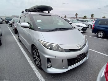 Used Toyota Estima 2013 for sale - 79832517: Photo