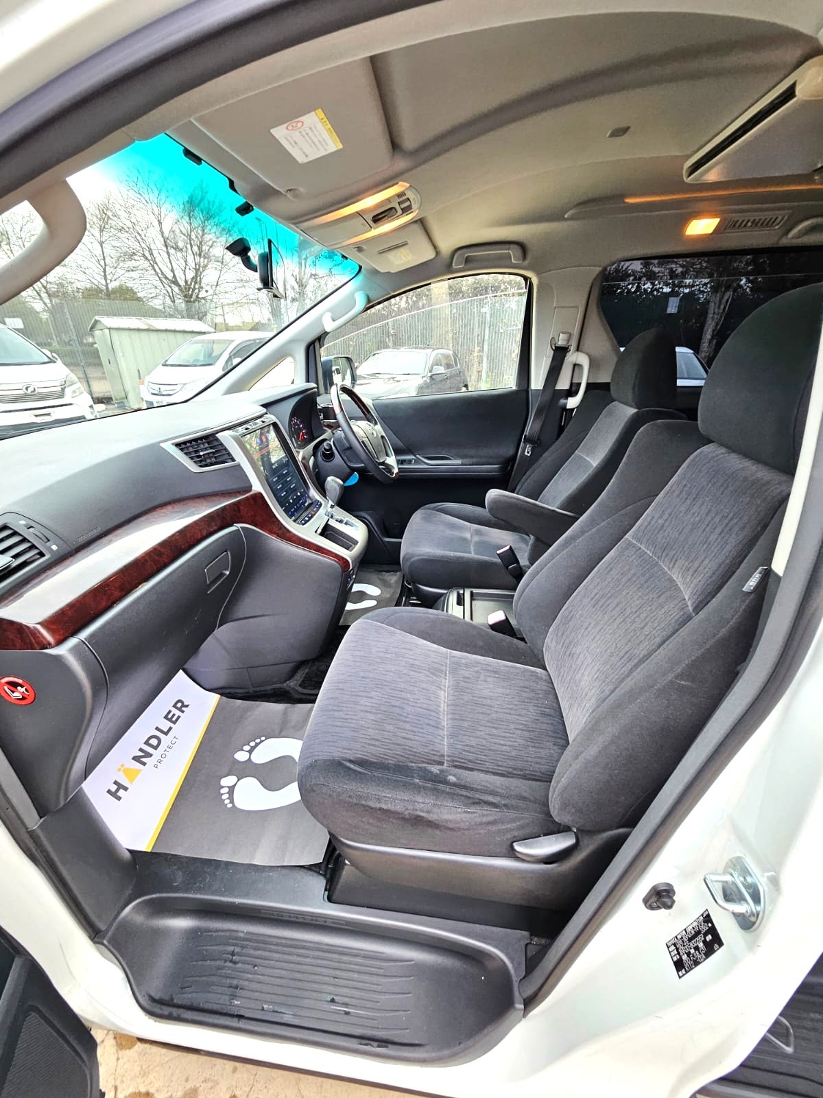 Used Toyota Vellfire 2026 for sale - 78049862: Photo 11