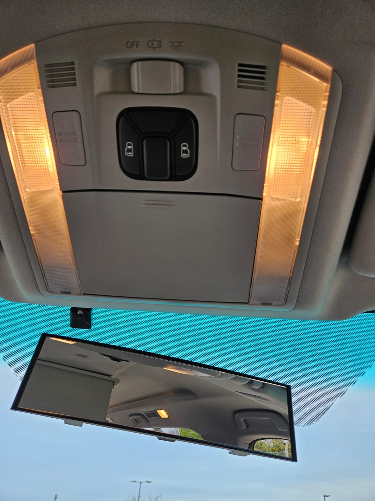 Used Toyota Vellfire 2026 for sale - 78049862: Photo 18