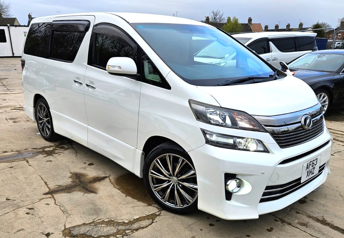 Used Toyota Vellfire 2026 for sale - 78049862: Photo 2