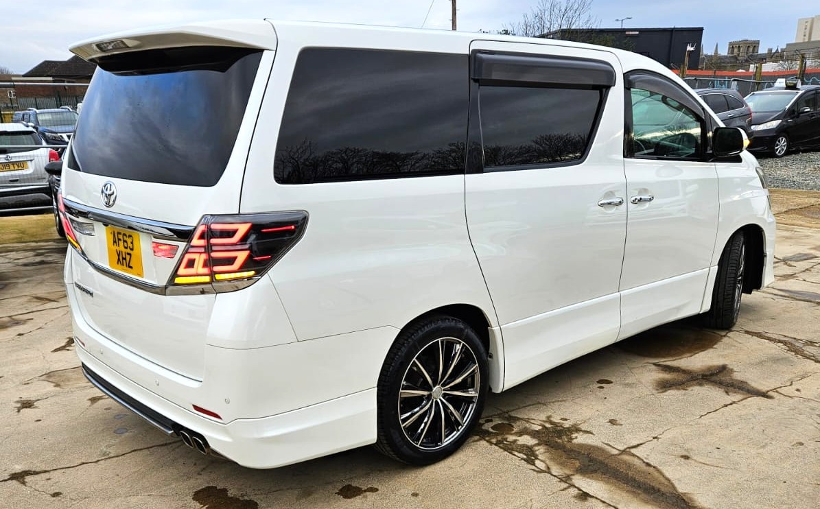 Used Toyota Vellfire 2026 for sale - 78049862: Photo 4
