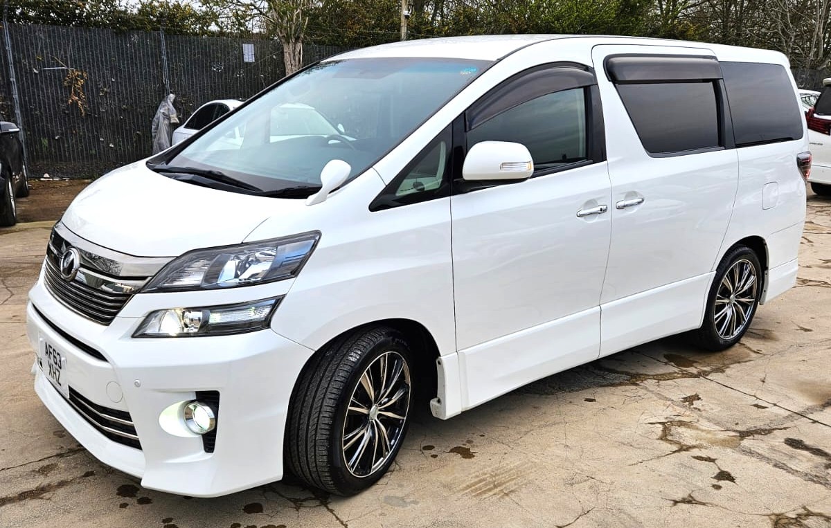 Used Toyota Vellfire 2026 for sale - 78049862: Photo 9