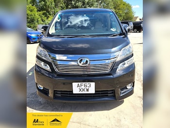 Used Toyota Vellfire 2014 for sale - 79499152: Photo