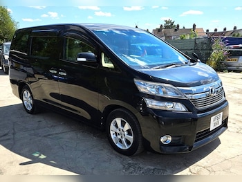 Used Toyota Vellfire 2014 for sale - 79499152: Photo
