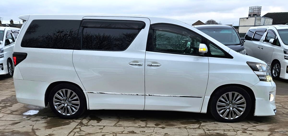 Used Toyota Vellfire 2025 for sale - 76693553: Photo 3