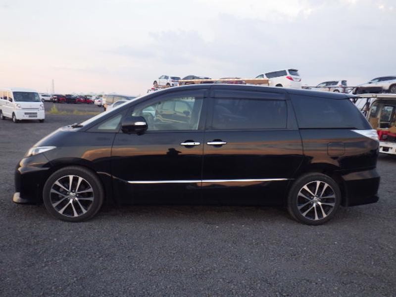 Used Toyota Estima for sale - 76514701: Photo 2