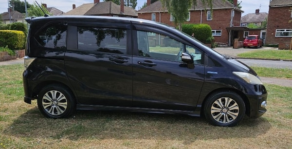 Used Honda Freed 2025 for sale - 75116635: Photo 3