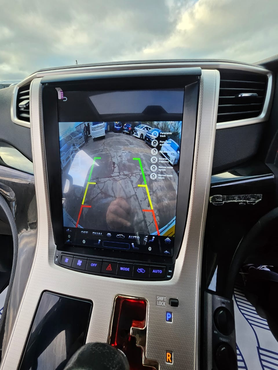 Used Toyota Vellfire 2025 for sale - 76693555: Photo 22