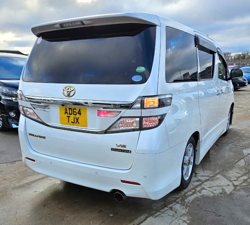 Used Toyota Vellfire 2025 for sale - 76693555: Photo 4