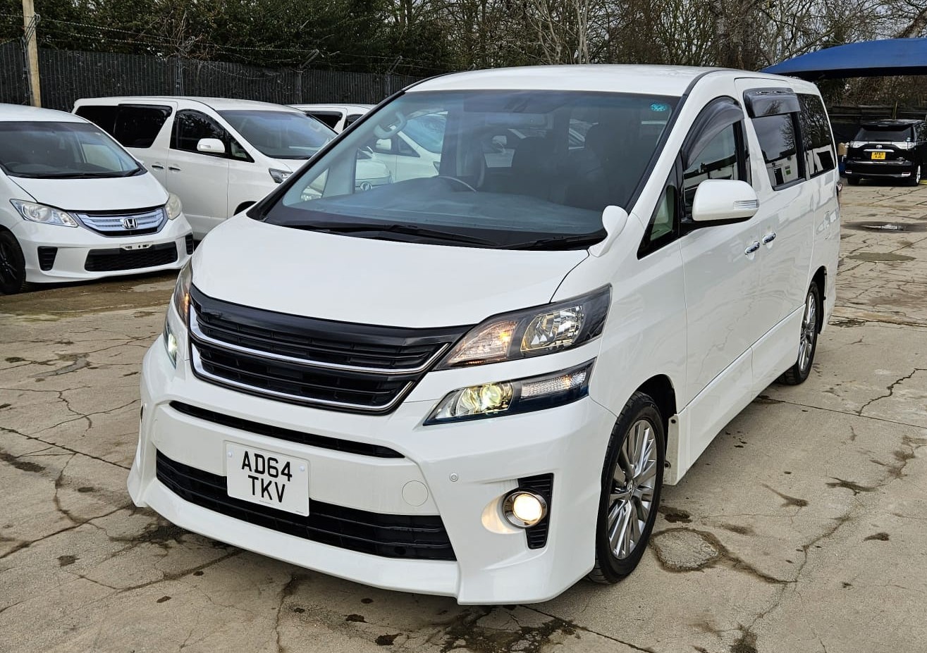 Used Toyota Vellfire 2025 for sale - 77499794: Photo 8