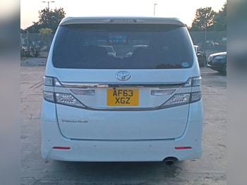Used Toyota Vellfire 2014 for sale - 75510281: Photo