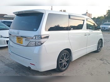 Used Toyota Vellfire 2014 for sale - 75510281: Photo
