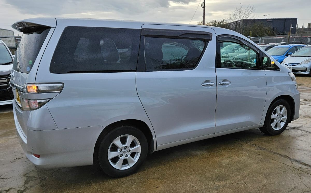 Used Toyota Vellfire 2025 for sale - 76931712: Photo 4