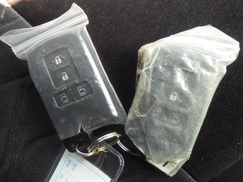 Used Toyota Vellfire for sale - 76773516: Photo 12