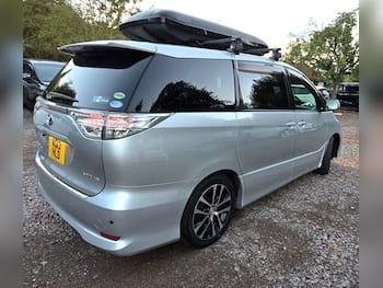 Used Toyota Estima 2013 for sale - 79849338: Photo