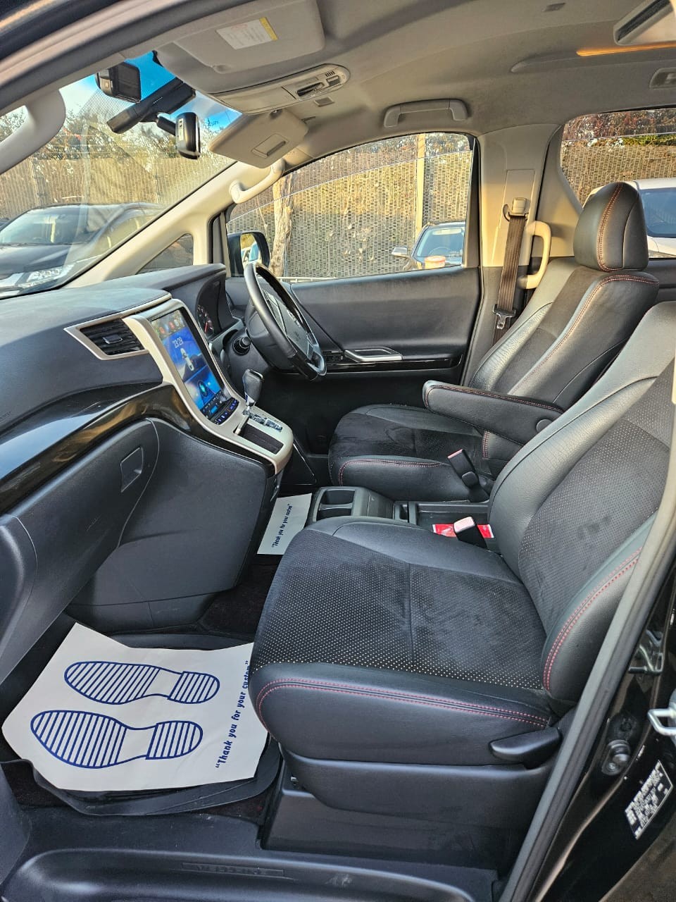 Used Toyota Vellfire 2025 for sale - 77134052: Photo 11