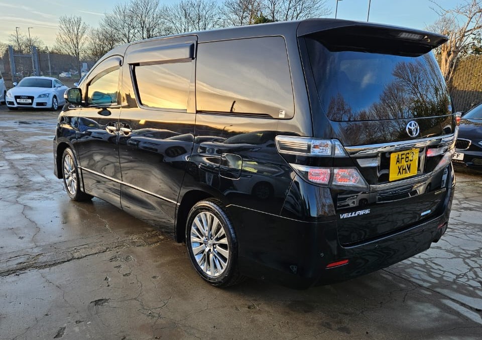 Used Toyota Vellfire 2025 for sale - 77134052: Photo 6