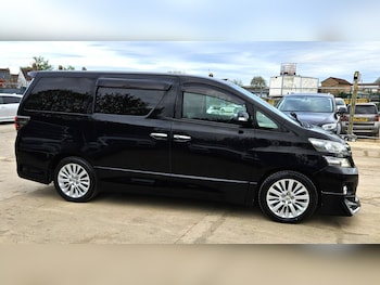 Used Toyota Vellfire 2014 for sale - 78251521: Photo