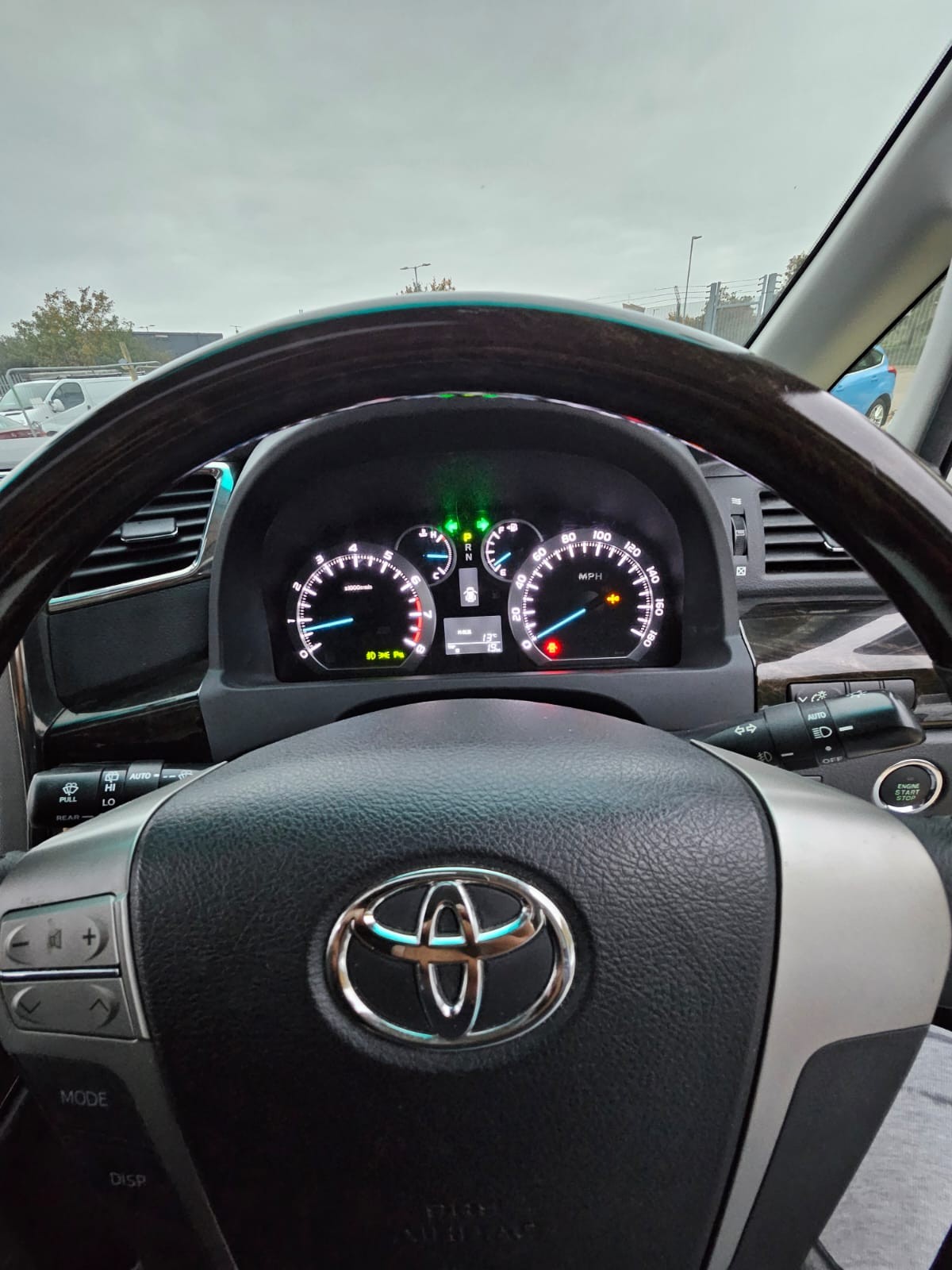 Used Toyota Vellfire 2025 for sale - 76242178: Photo 20