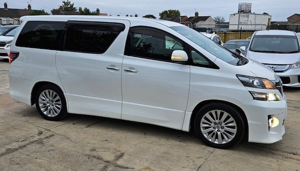 Used Toyota Vellfire 2025 for sale - 76242178: Photo 3
