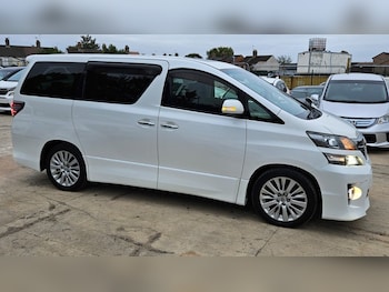 Used Toyota Vellfire 2025 for sale - 76242178: Photo 3