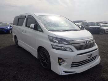 Used Toyota Vellfire 2013 for sale - 74807852: Photo