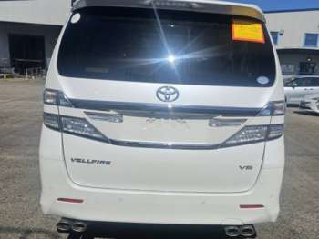Used Toyota Vellfire 2013 for sale - 74807852: Photo
