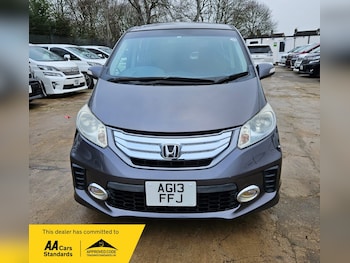 Used Honda Freed 2013 for sale - 77244694: Photo