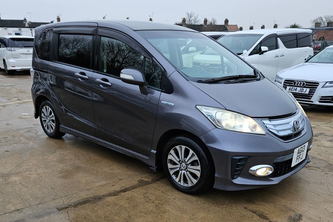 Used Honda Freed 2025 for sale - 77244694: Photo 2
