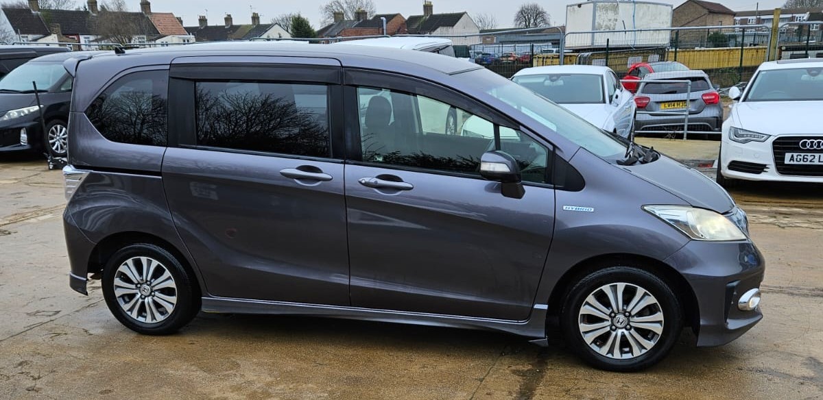 Used Honda Freed 2025 for sale - 77244694: Photo 3