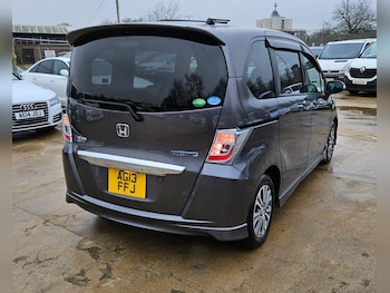 Used Honda Freed 2013 for sale - 77244694: Photo