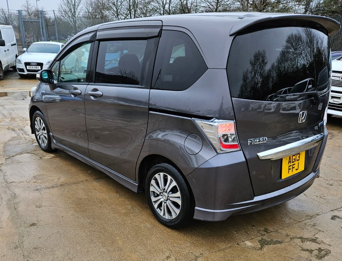 Used Honda Freed 2025 for sale - 77244694: Photo 6