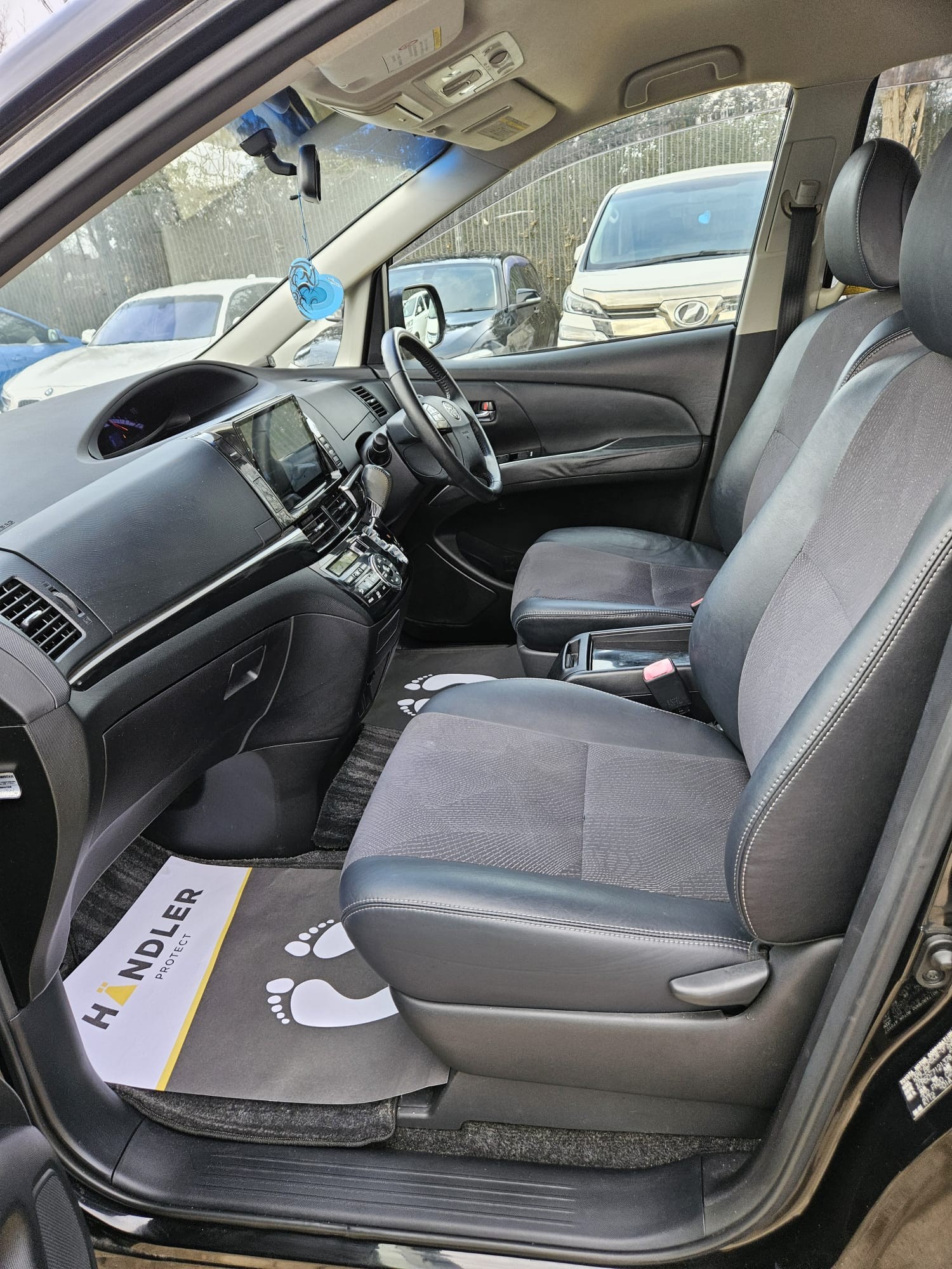 Used Toyota Estima 2025 for sale - 77485090: Photo 12