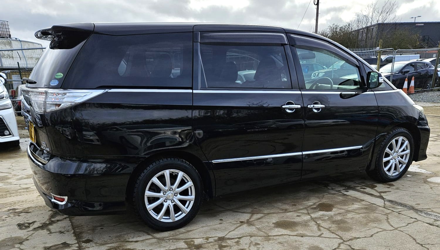 Used Toyota Estima 2025 for sale - 77485090: Photo 3