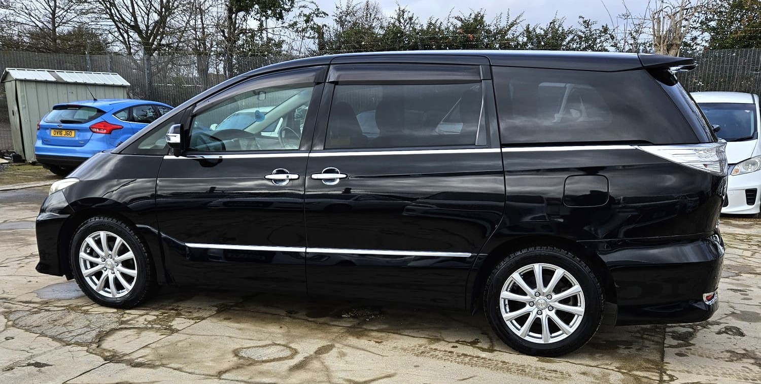 Used Toyota Estima 2025 for sale - 77485090: Photo 8