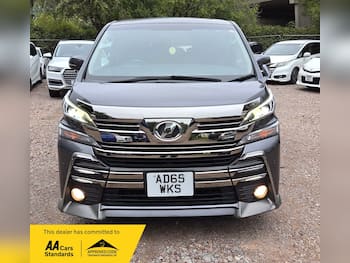 Used Toyota Vellfire 2015 for sale - 79832520: Photo