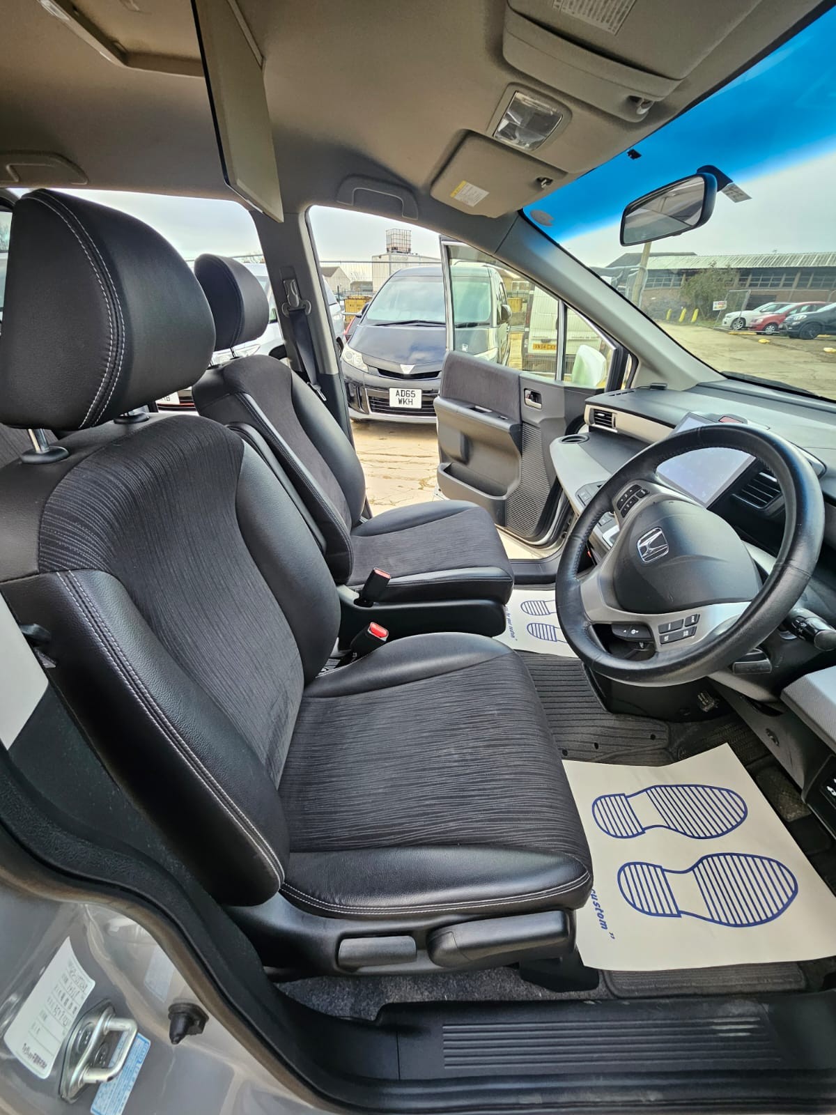 Used Honda Freed 2024 for sale - 76745481: Photo 11