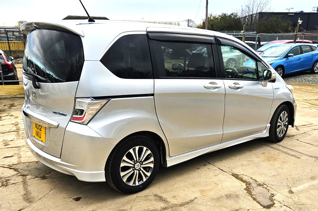 Used Honda Freed 2024 for sale - 76745481: Photo 4